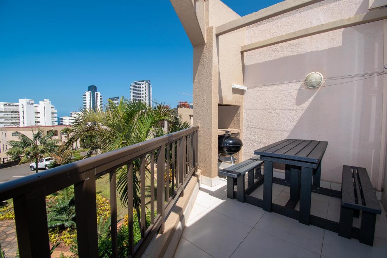 Апартаменти 11 The Shades Umhlanga Rocks Дурбан Екстер'єр фото